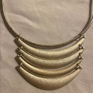 Piece Necklace -Bold Elements